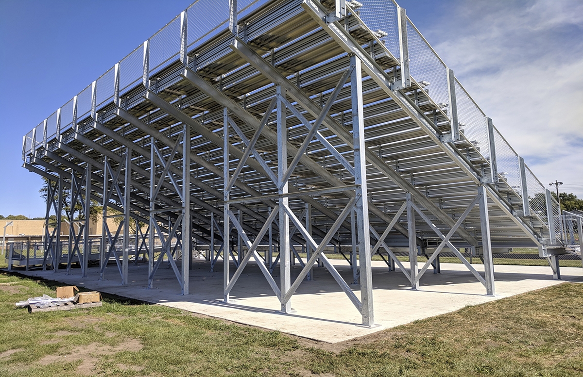 aluminum bleachers