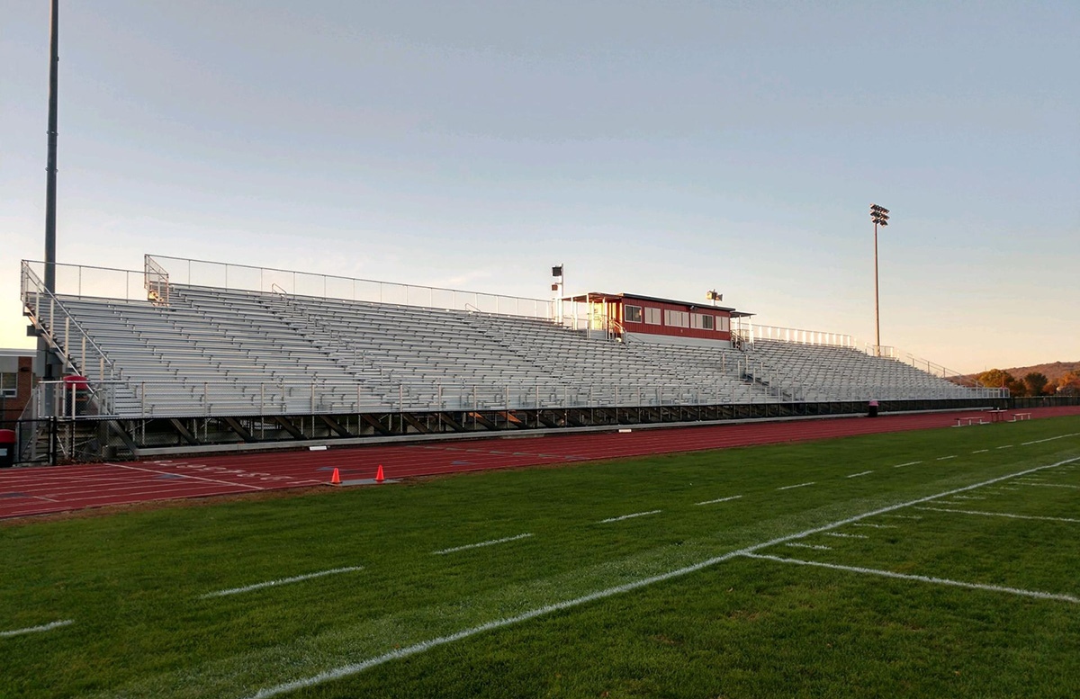 aluminum bleachers