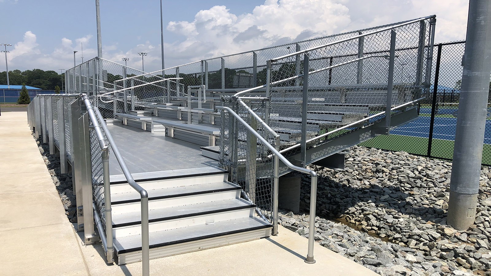 Smithville Park Tennis Seating