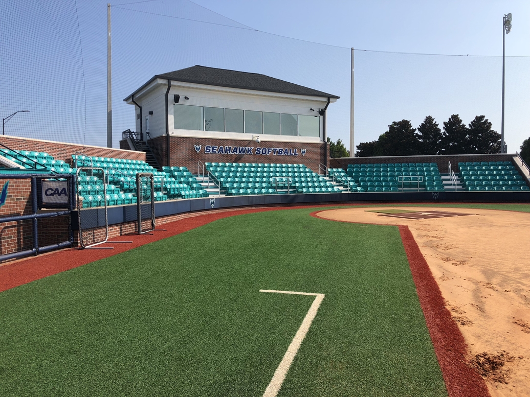 aluminum bleachers