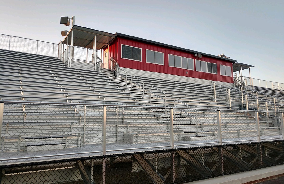 aluminum bleachers